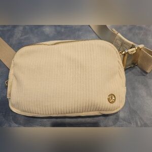 Lululemon Corduroy Belt Bag 1L